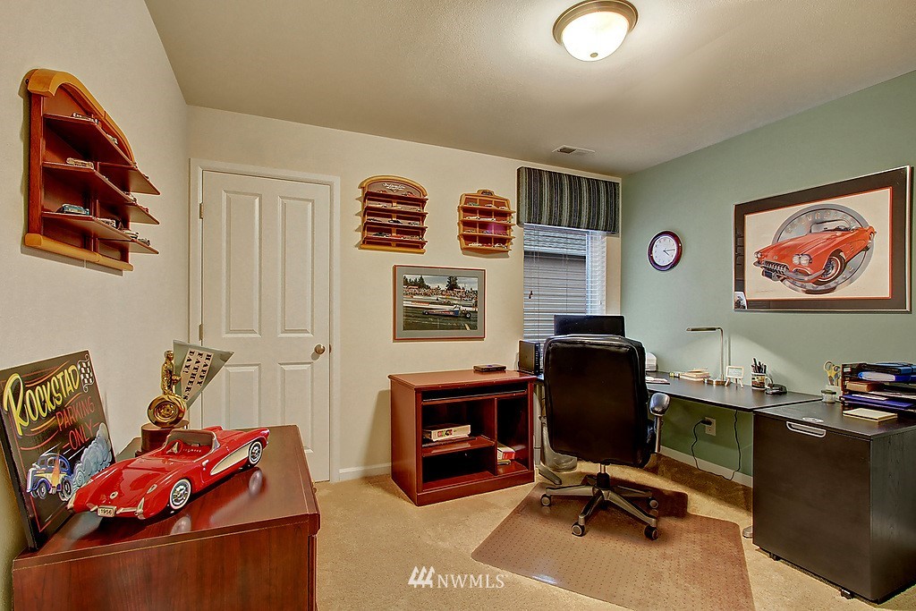 16201 Southeast 138th Place Renton, WA 98059 - Photo 19 of 22 Gallery Image 19