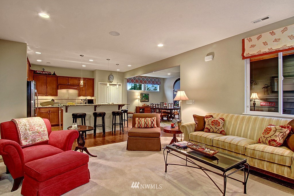 16201 Southeast 138th Place Renton, WA 98059 - Photo 10 of 22 Gallery Image 10
