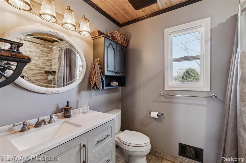 10655 Cedar Lake Road Pinckney, MI 48169 - Photo 28 of 78