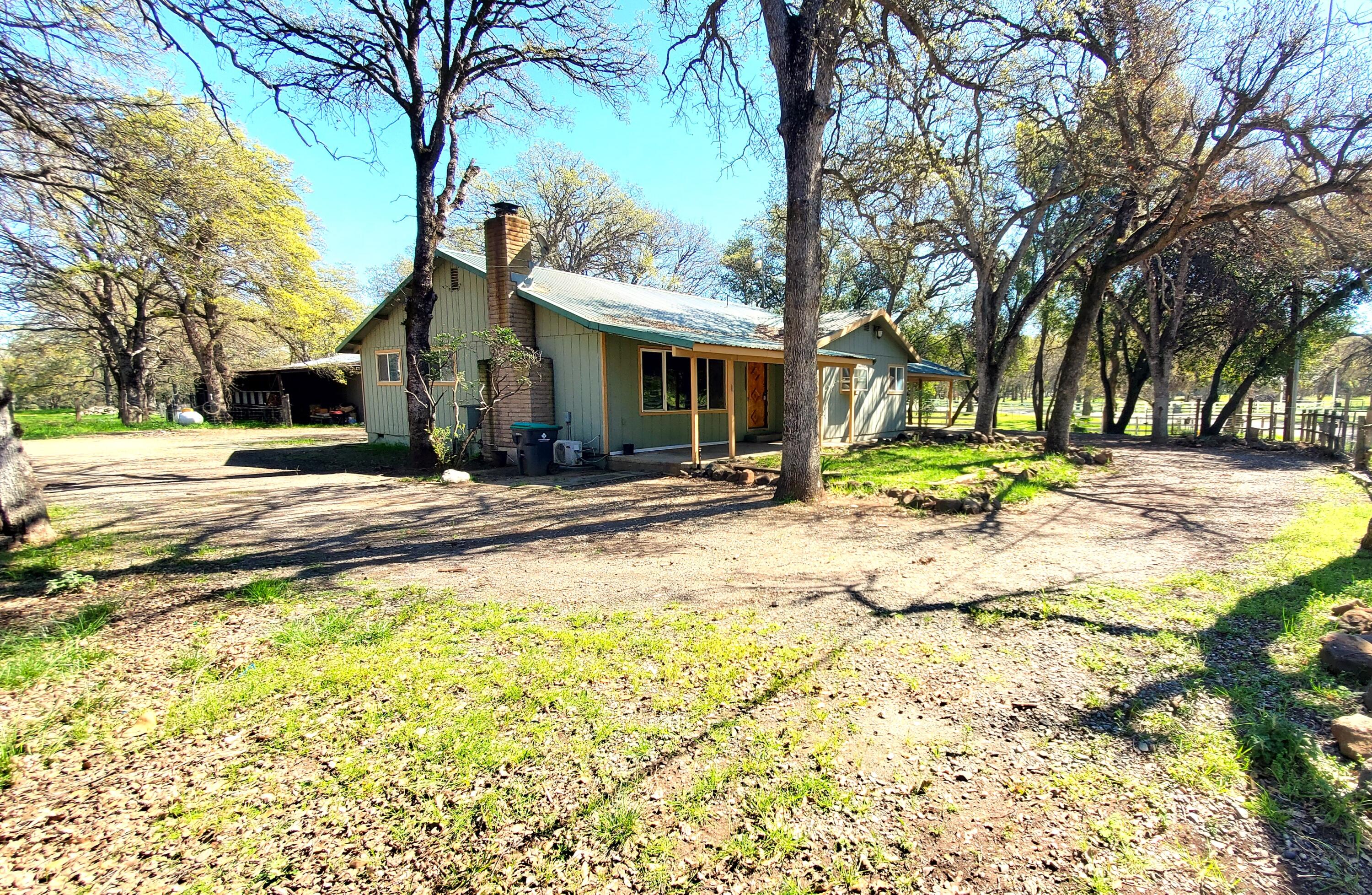 19264 Live Oak Road Red Bluff, CA 96080 - Photo 3 of 21 Front
