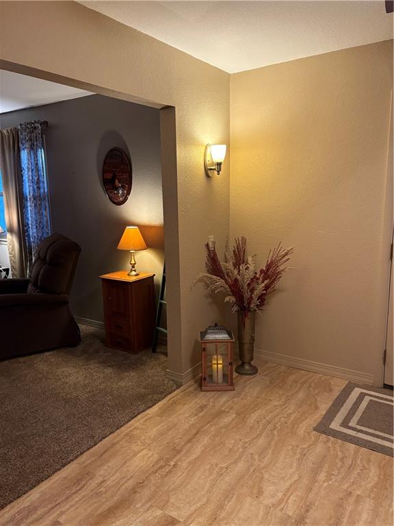 719 South Larson Avenue Chanute, KS 66720 - Photo 8 of 20
