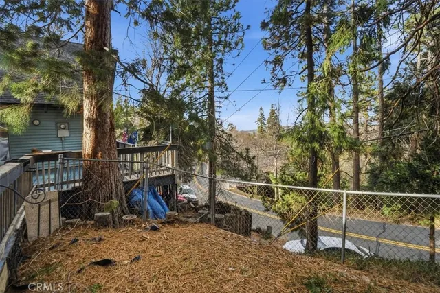 $299,900 | 724 Arosa Drive, Crestline, CA 92325