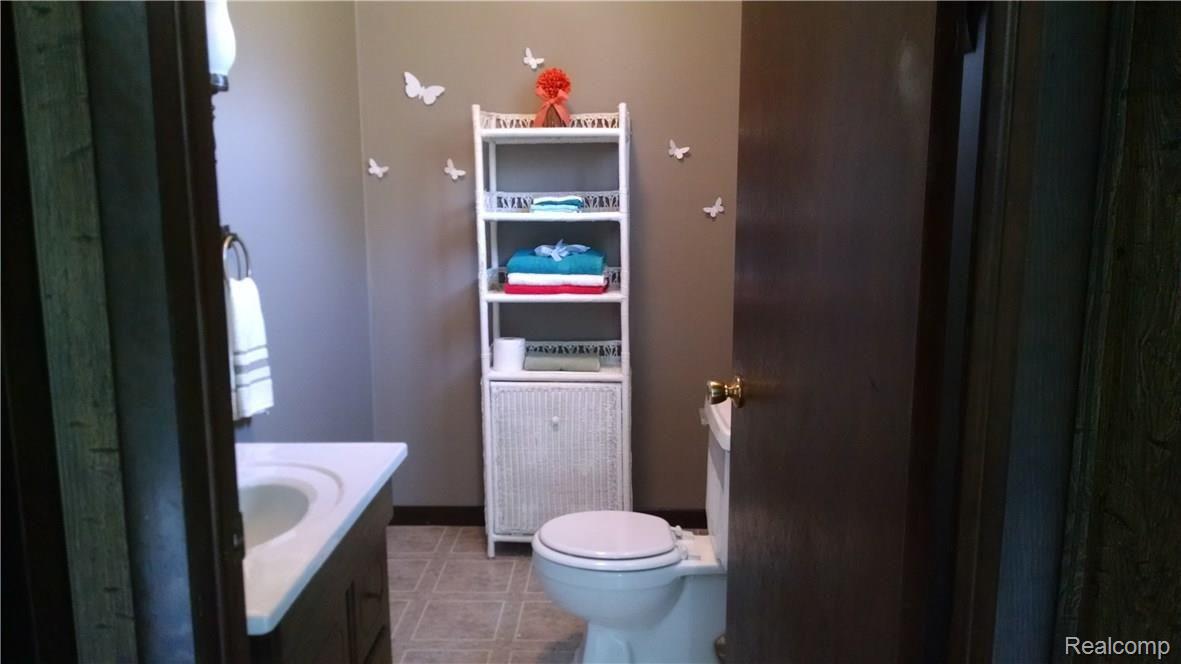 3169 Farnsworth Road Lapeer, MI 48446 - Photo 9 of 18 Bathroom