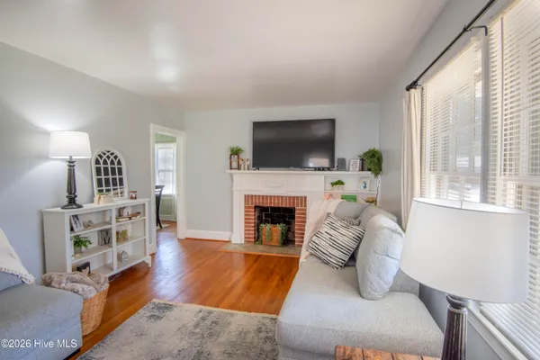 $215,500 | 302 South Poplar Street, Hobgood, NC 27843