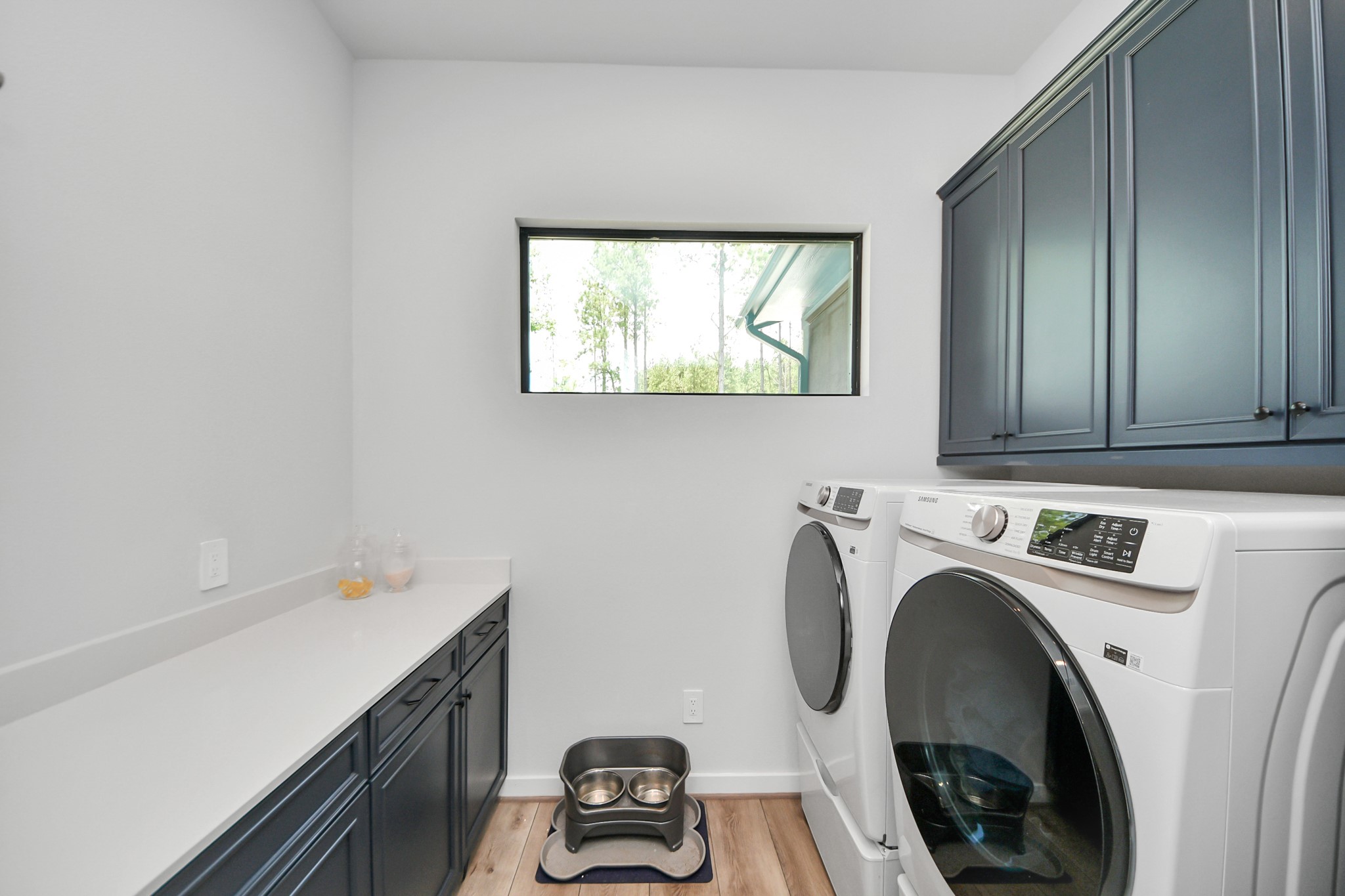 12784 Oak Barrel Road Willis, TX 77378 - Photo 23 of 28 Main Home Laundry Room