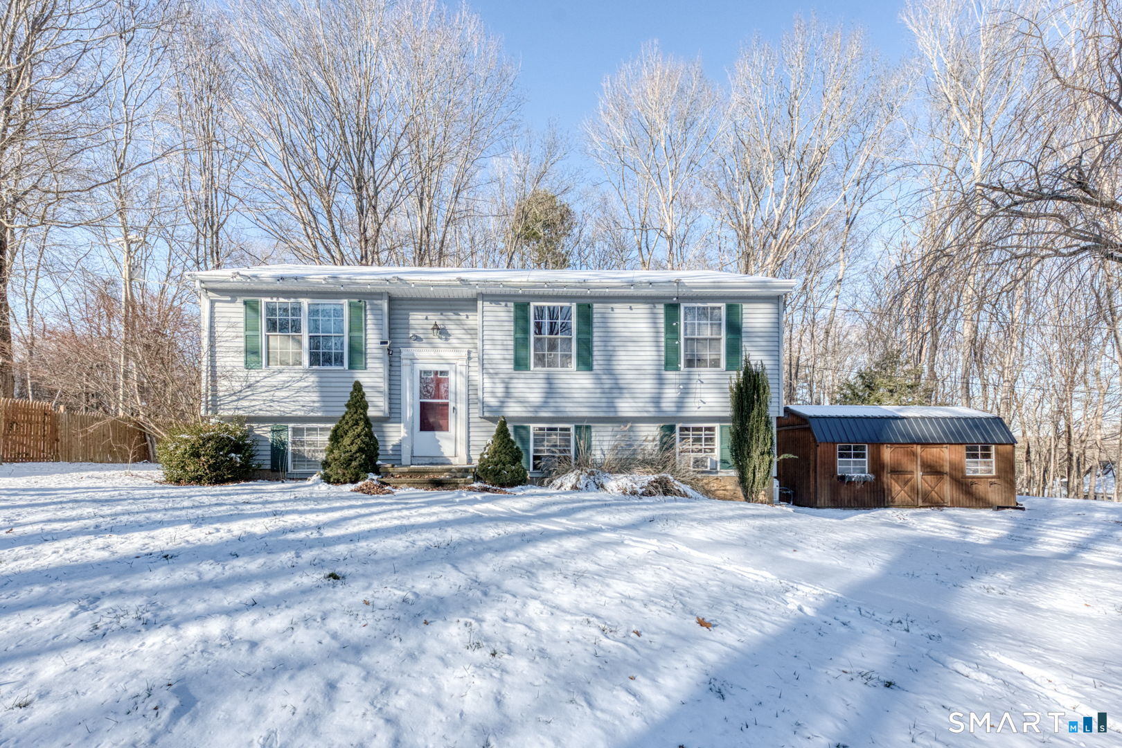 Welcome to 1 Geronimo - Nestled on a private dead end road.