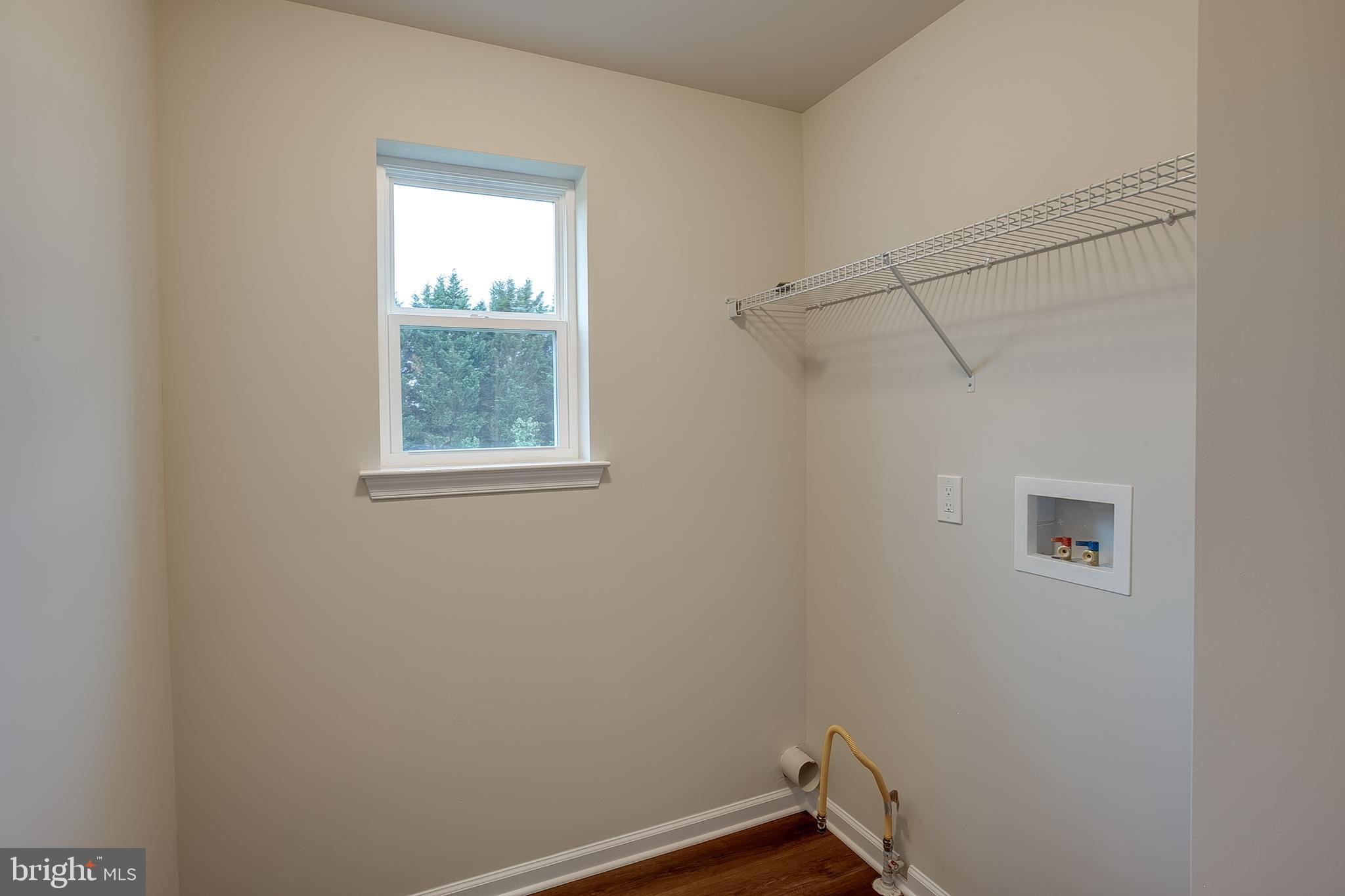 4 Fieldstone Bridgeton, NJ 08302 - Photo 11 of 37 Laundry Room
