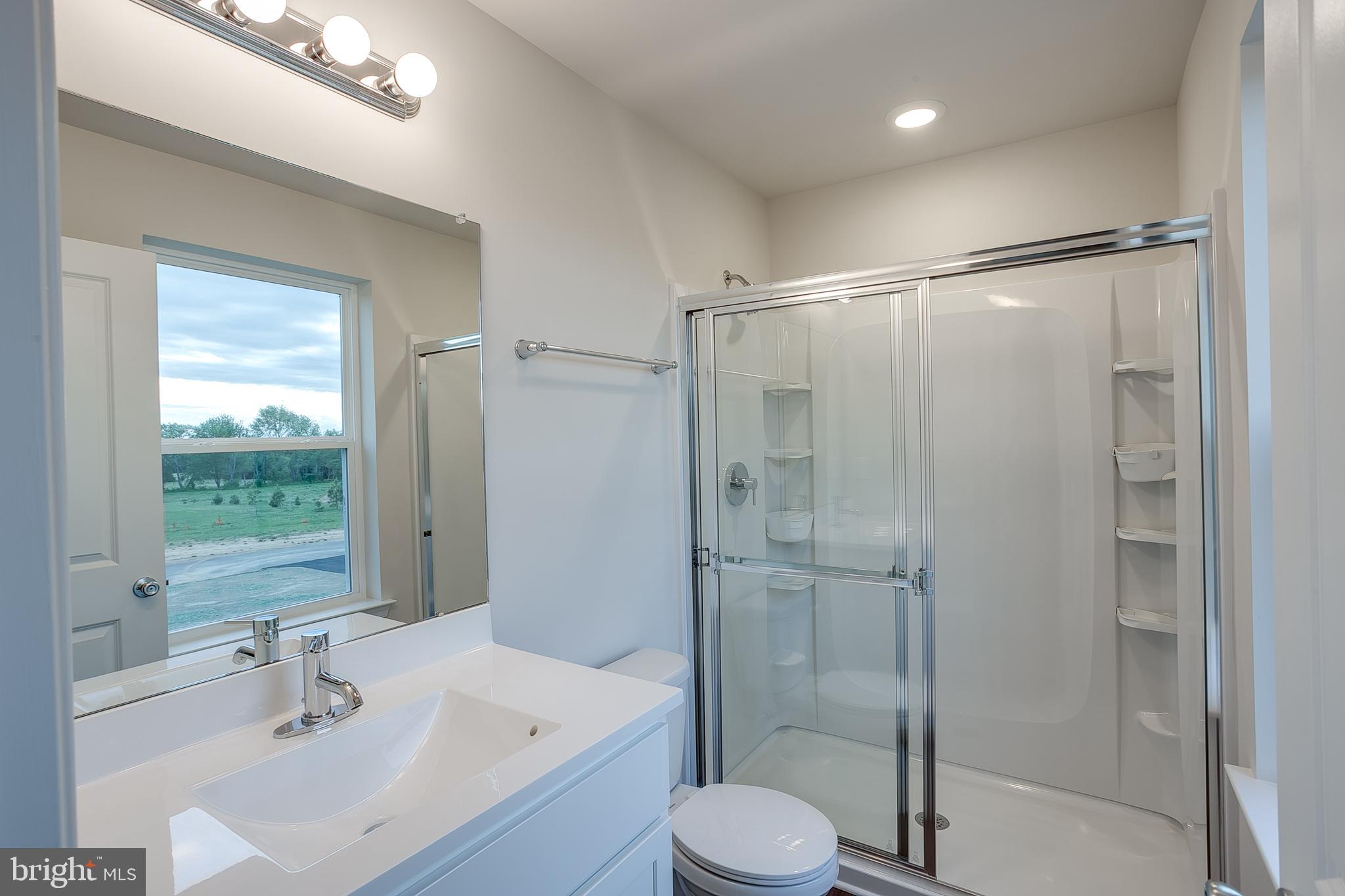 4 Fieldstone Bridgeton, NJ 08302 - Photo 18 of 37 Upstairs Hall Bath