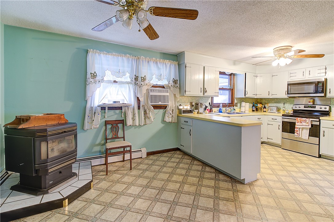 430 Snake Hill Road Burrillville, RI 02830 - Photo 21 of 41 Gallery Image 21
