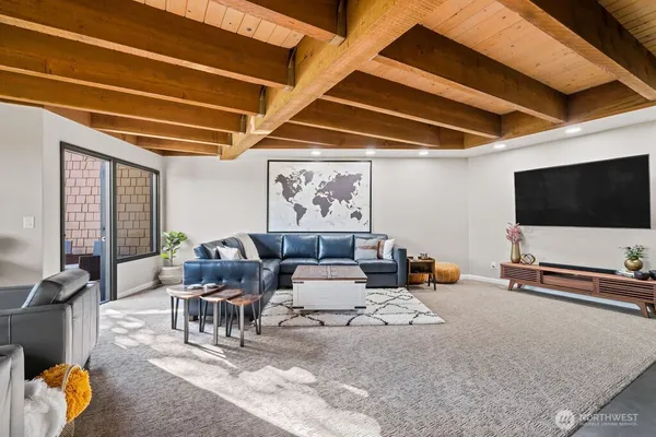 $1,199,000 | 4706 Scenic Drive, Yakima, WA 98908