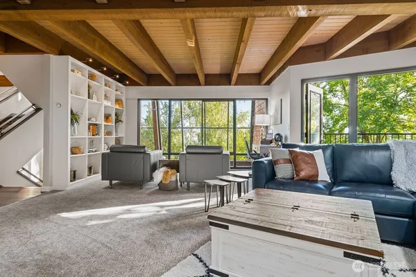 $1,199,000 | 4706 Scenic Drive, Yakima, WA 98908