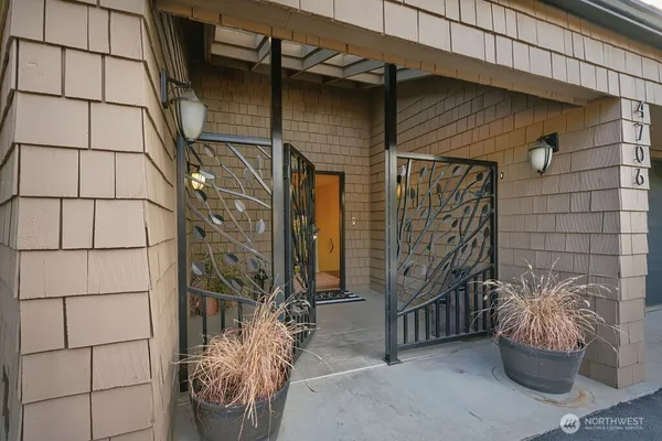 $1,199,000 | 4706 Scenic Drive, Yakima, WA 98908