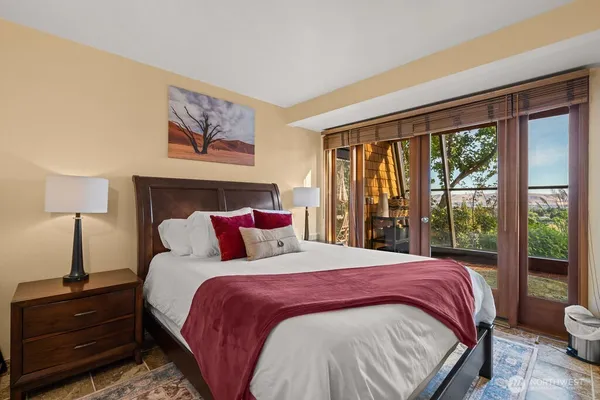 $1,199,000 | 4706 Scenic Drive, Yakima, WA 98908