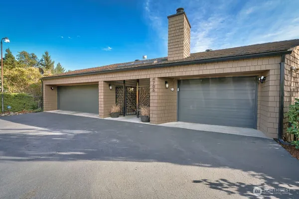 $1,199,000 | 4706 Scenic Drive, Yakima, WA 98908