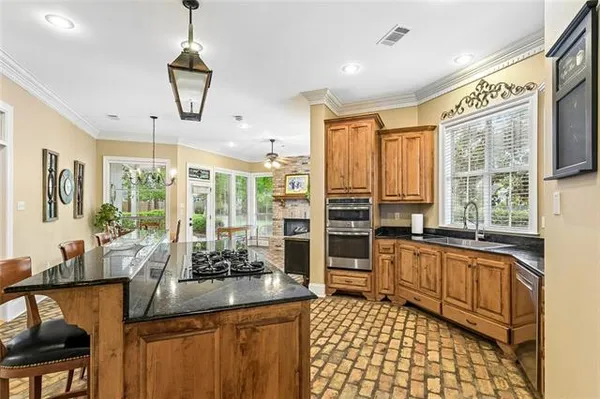 $785,000 | 140 Chapel Loop, Mandeville, LA 70471