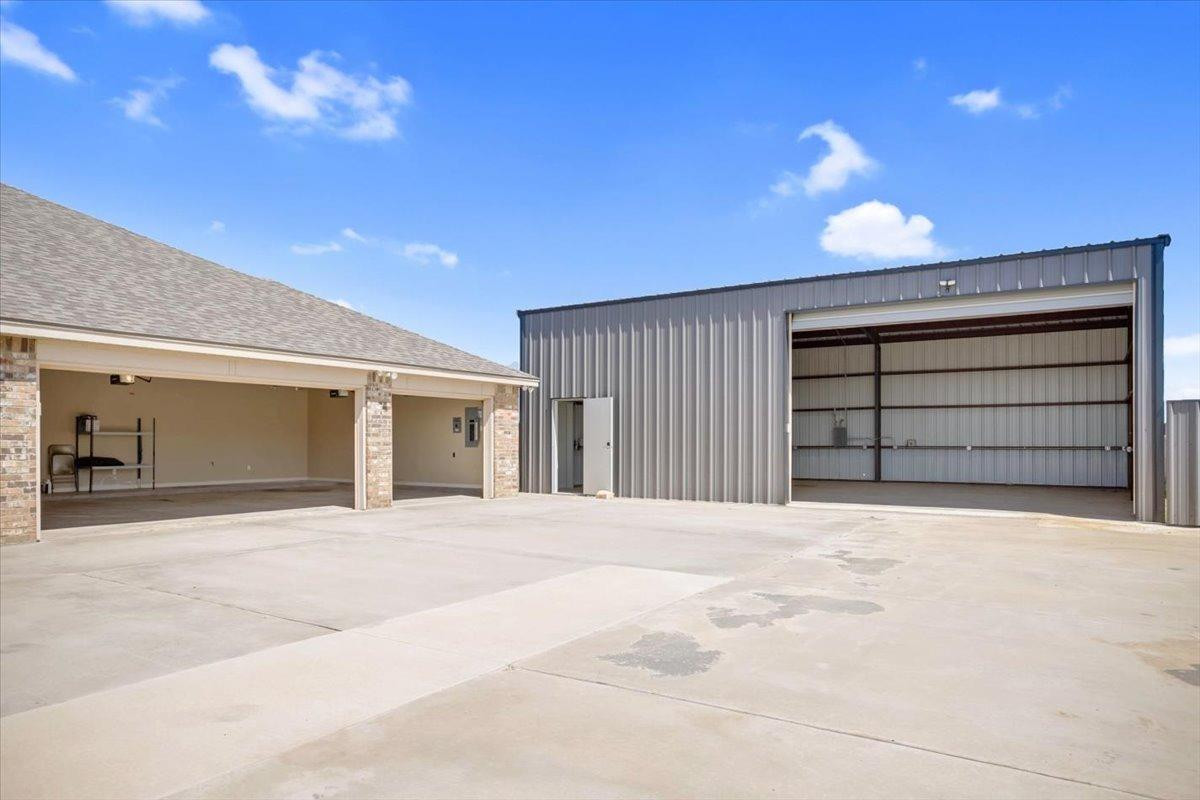 1802 County Road 7570 Lubbock, TX 79423 - Photo 33 of 43 Photo 33