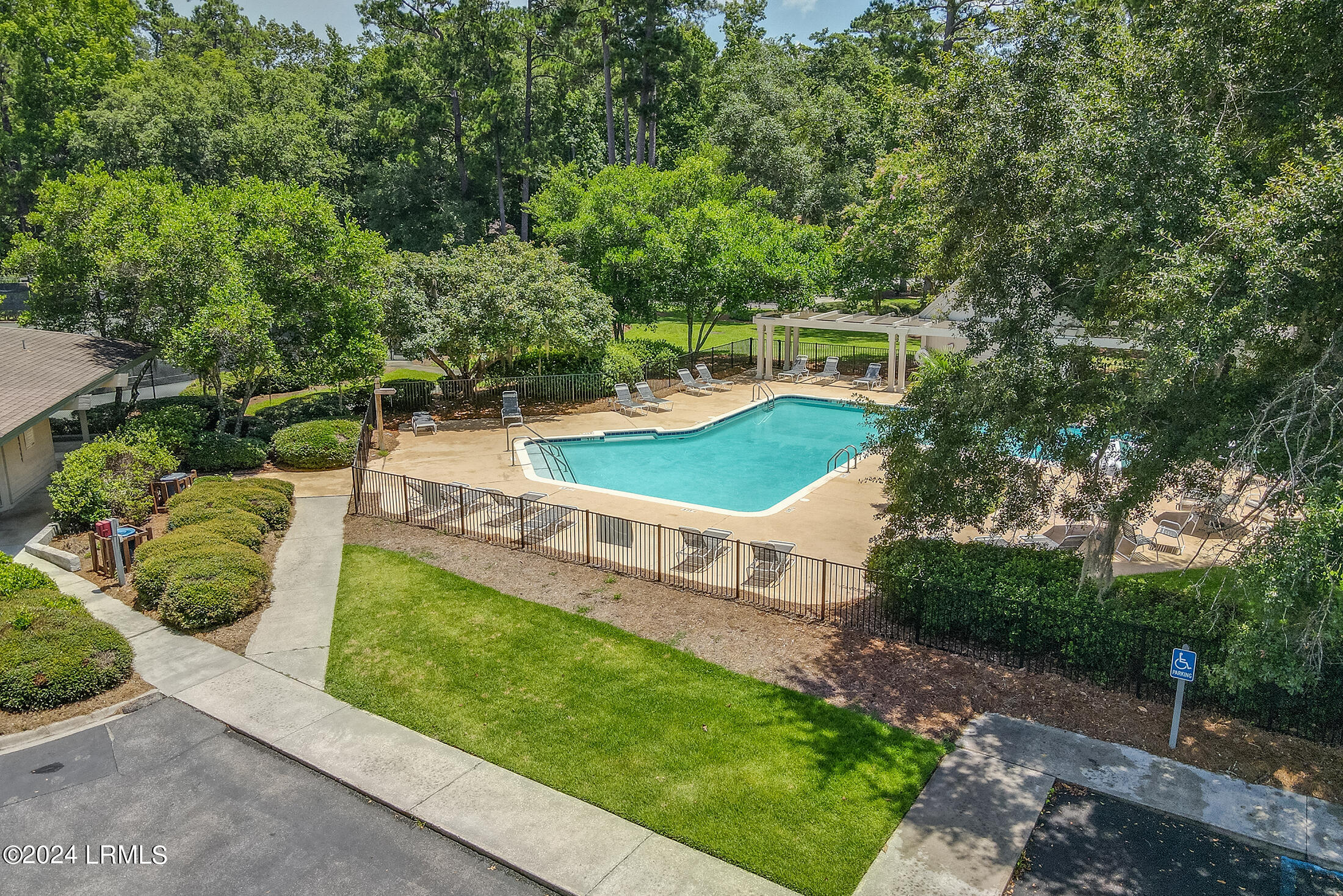 252 Club Gate Bluffton, SC 29910 - Photo 8 of 20 DJI_0589 copy