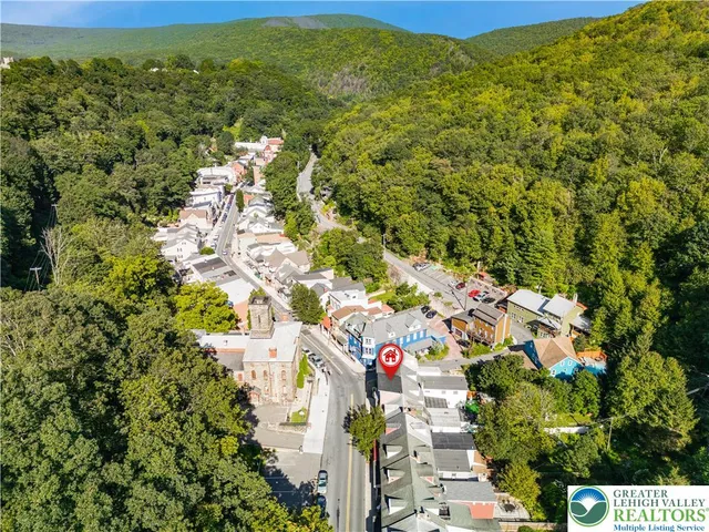 $424,900 | 131 West Broadway, Jim Thorpe, PA 18229