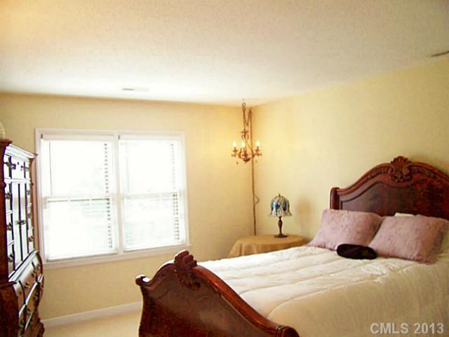 2615 Quailrush Road Charlotte, NC 28226 - Photo 13 of 16 Gallery Image 13