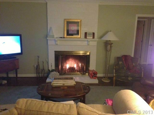 2615 Quailrush Road Charlotte, NC 28226 - Photo 3 of 16 Gallery Image 3