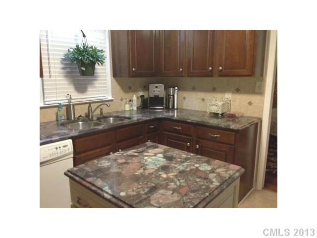 2615 Quailrush Road Charlotte, NC 28226 - Photo 6 of 16 Gallery Image 6
