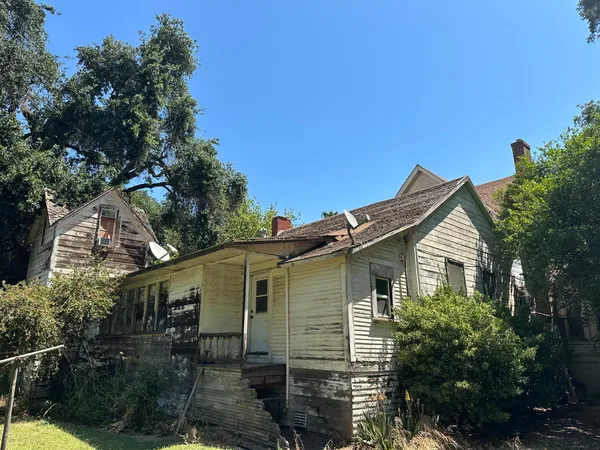 $2,999,000 | 27925 Thornton Road, Thornton, CA 95632