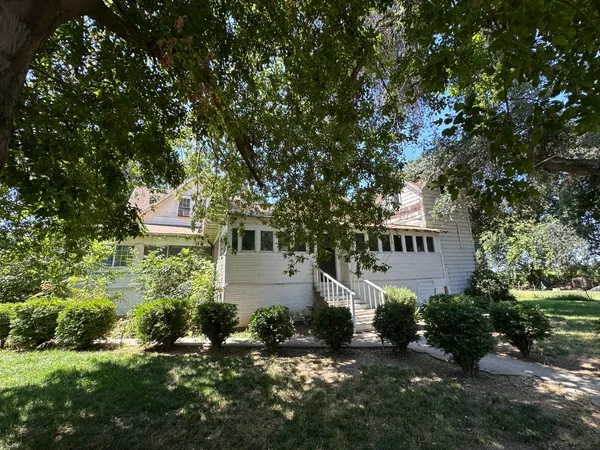 $2,999,000 | 27925 Thornton Road, Thornton, CA 95632