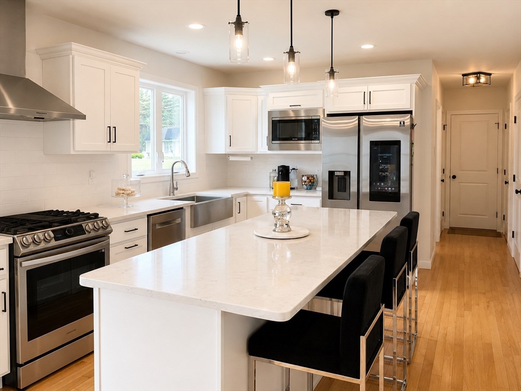 52 Oldfield Road Bridgewater, MA 02324 - Photo 7 of 42