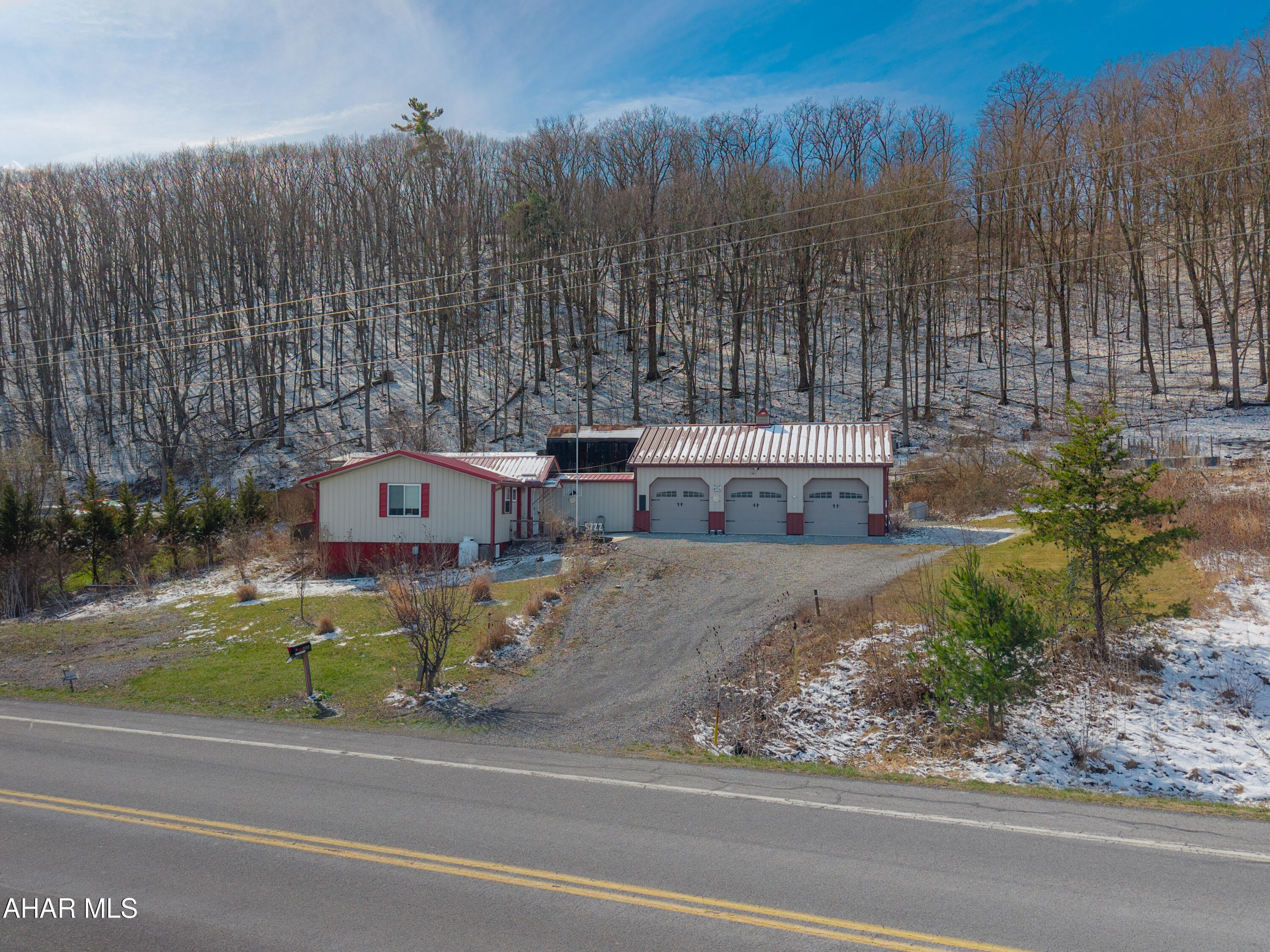 5722 Allegheny Road Manns Choice, PA 15550 - Photo 43 of 48
