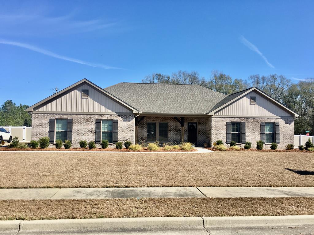 102 Folsom Road Dothan, AL 36301 - Photo 1 of 42 Main View