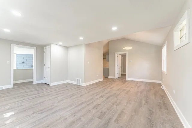 $2,350 | 2330 121st Street, Blue Island, IL 60406