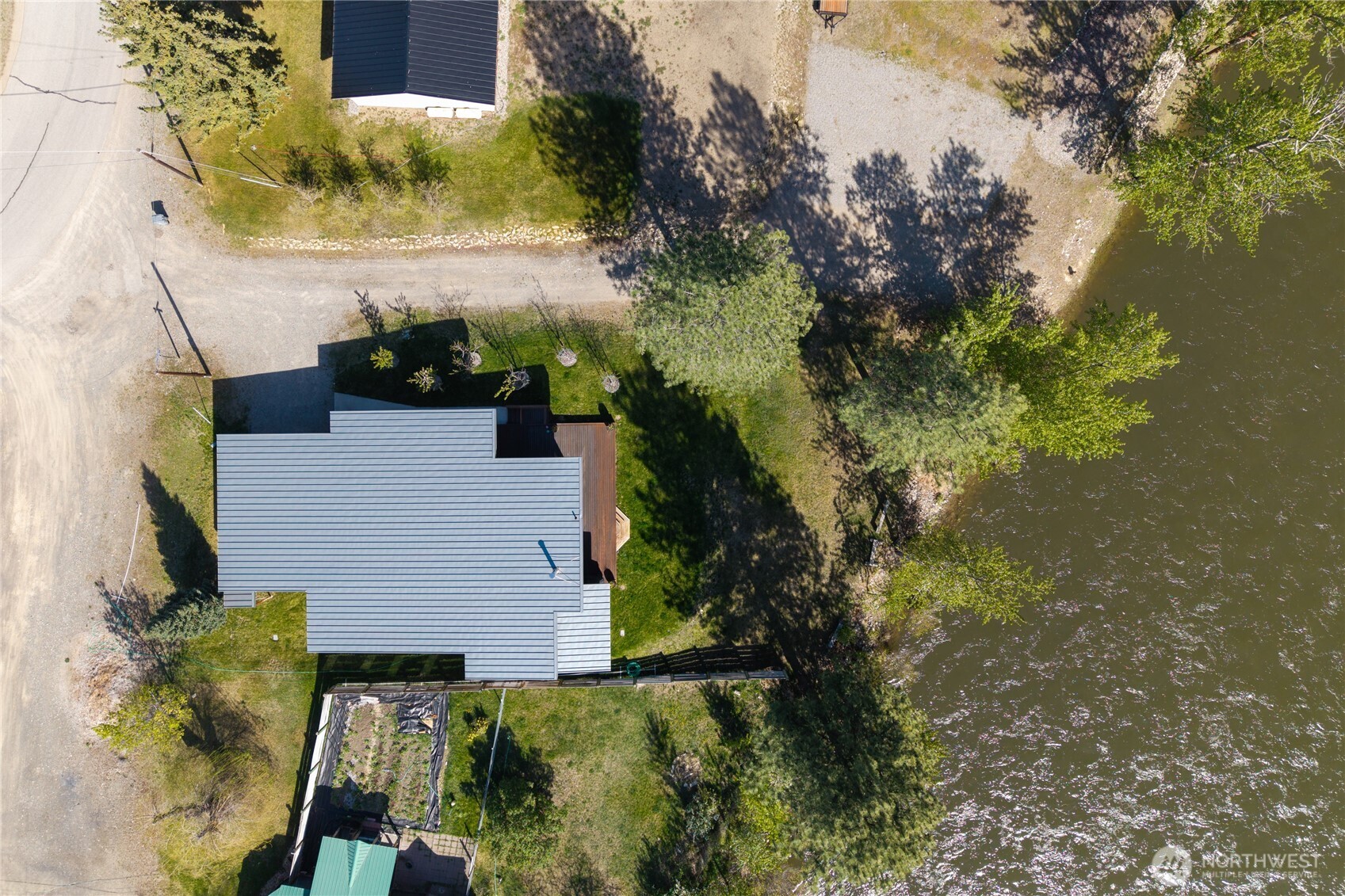 1013 Riverside Avenue Twisp, WA 98856 - Photo 32 of 40