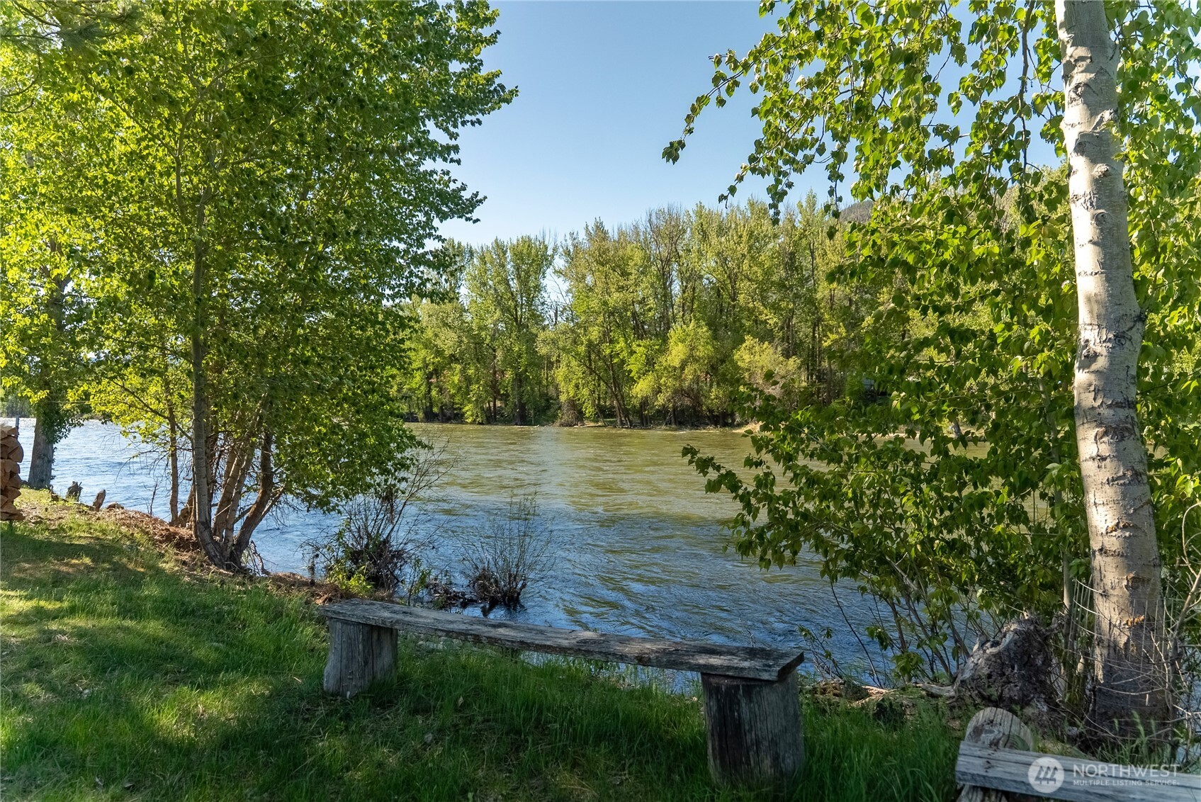 1013 Riverside Avenue Twisp, WA 98856 - Photo 5 of 40