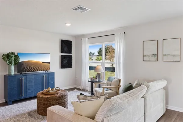 $312,990 | 1080 Bear Hammock Drive, Umatilla, FL 32784