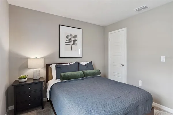 $312,990 | 1080 Bear Hammock Drive, Umatilla, FL 32784