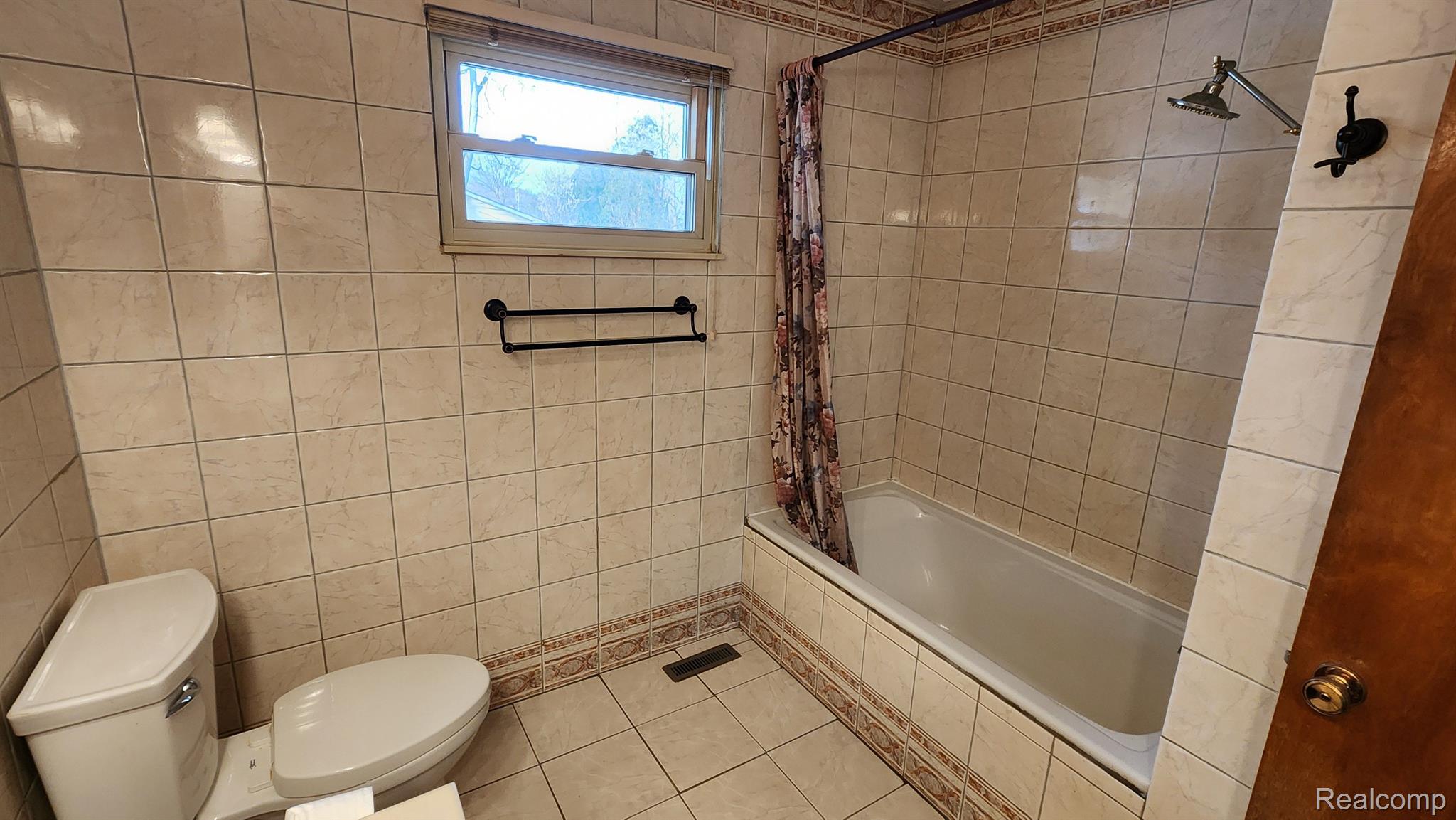 3457 North Belsay Road Flint, MI 48506 - Photo 16 of 31 Gallery Image 16