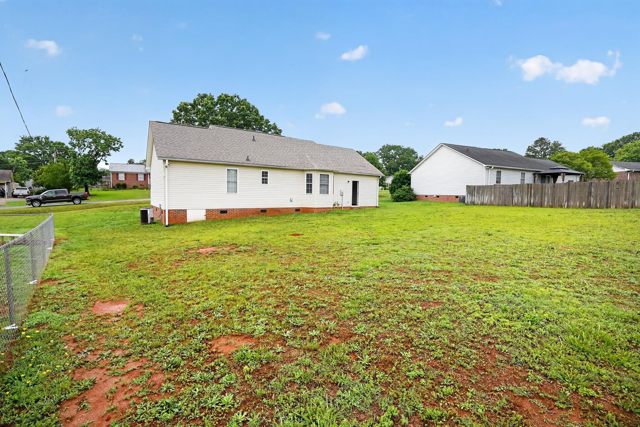 2202 Rolling Green Road Anderson, SC 29621 - Photo 4 of 19