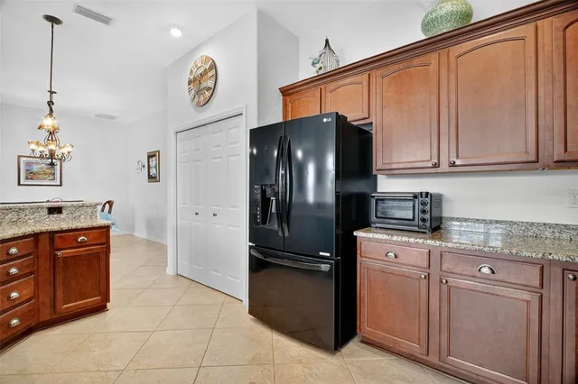 $379,999 | 11276 Southeast 170th Place, Summerfield, FL 34491