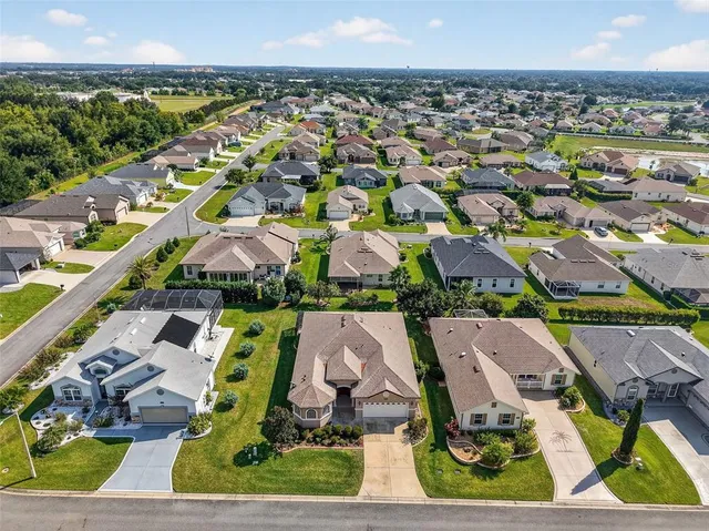 $389,000 | 11276 Southeast 170th Place, Summerfield, FL 34491