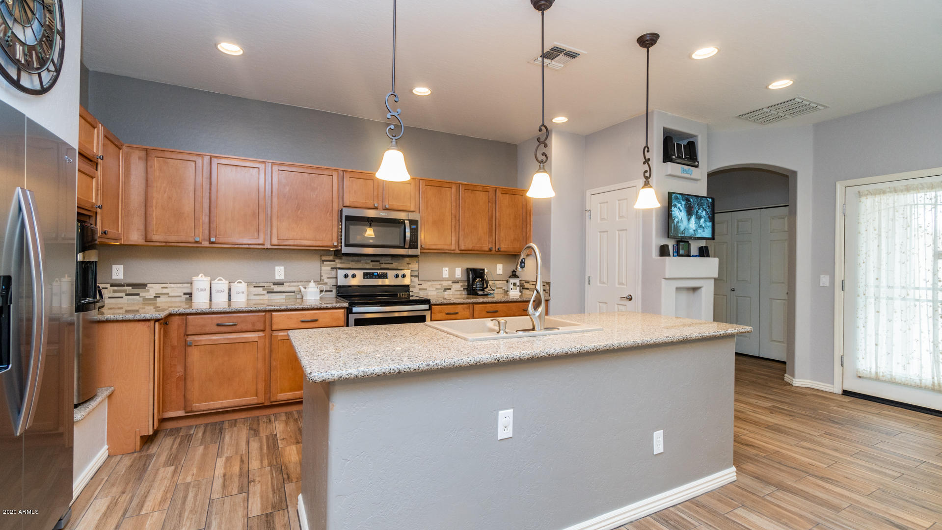 2554 West Granite Pass Road Phoenix, AZ 85085 - Photo 11 of 26 2553 W Granite Pass Rd-13