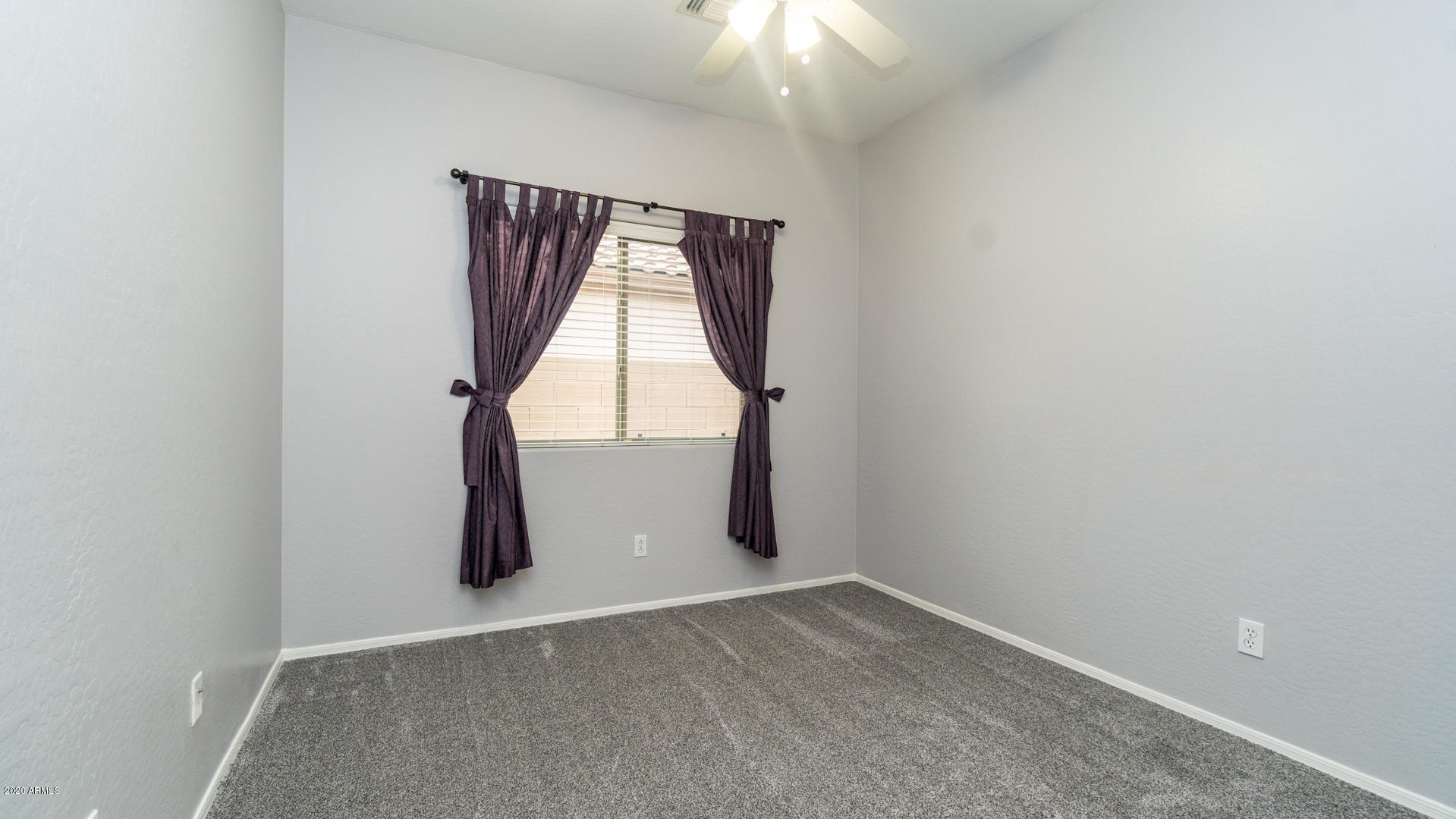 2554 West Granite Pass Road Phoenix, AZ 85085 - Photo 10 of 26 2553 W Granite Pass Rd-12