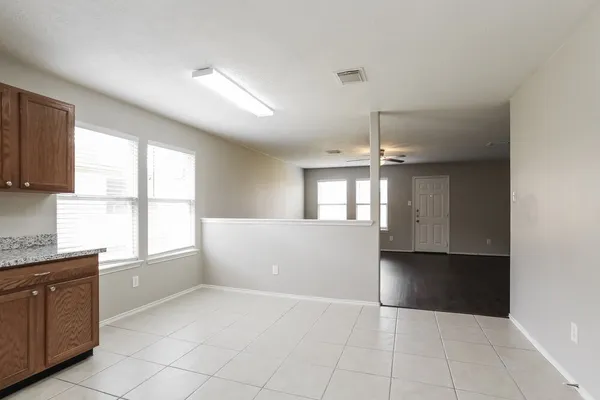$2,085 | 4931 Winding View Lane, Humble, TX 77346