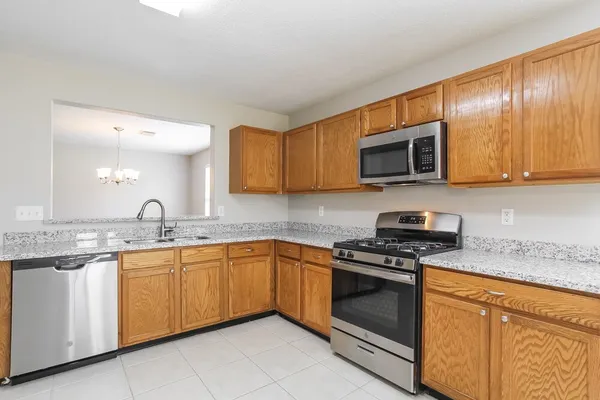 $2,085 | 4931 Winding View Lane, Humble, TX 77346