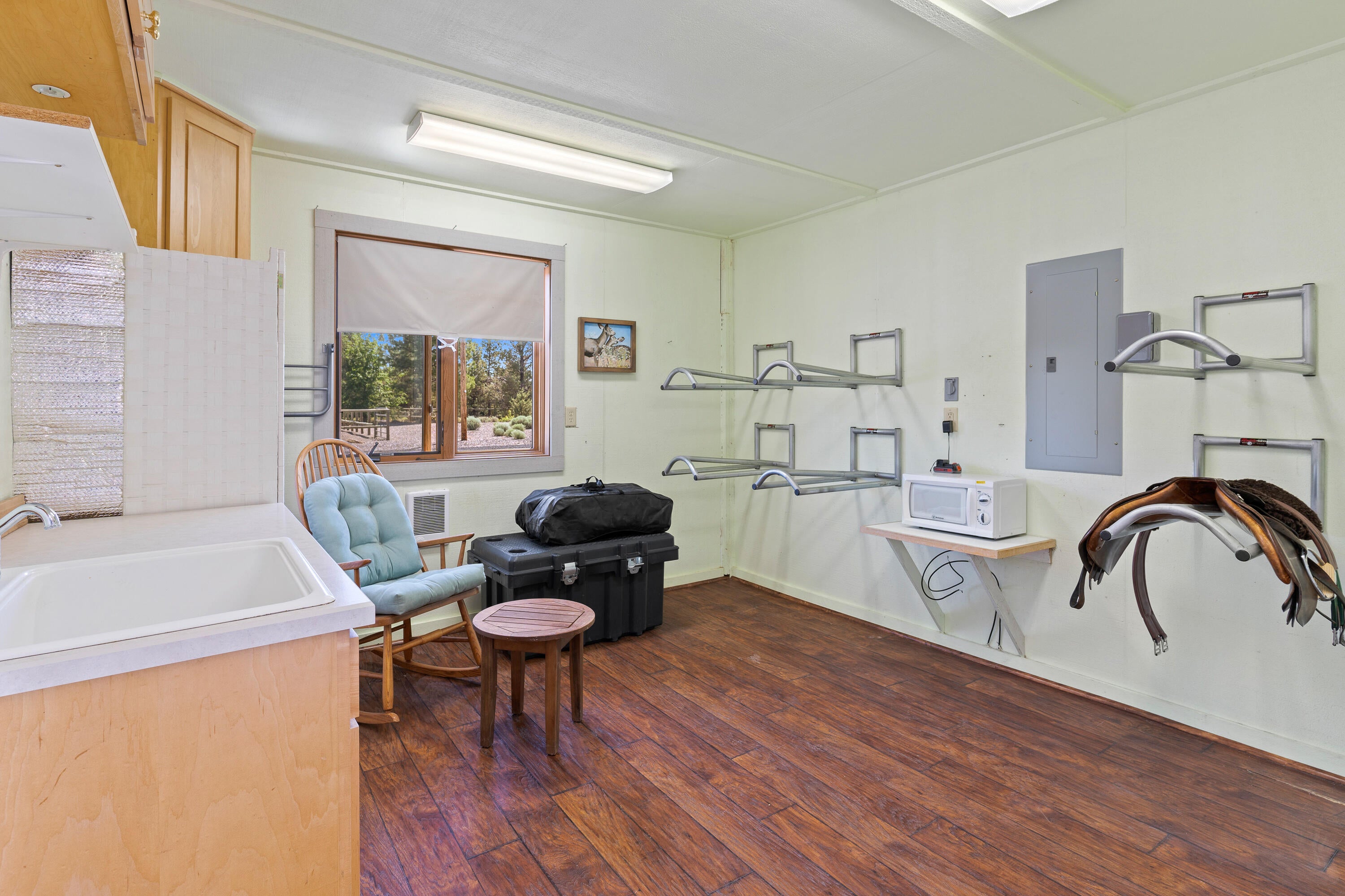 18611 Couch Market Road Bend, OR 97703 - Photo 44 of 55 44