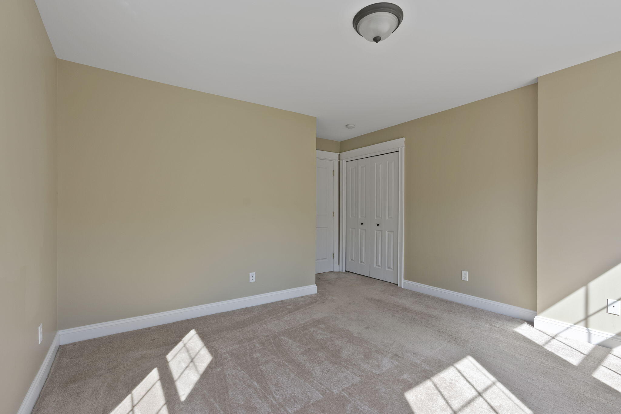 24 Sand Point Lane, Unit 24 Cumberland Foreside, ME 04110 - Photo 22 of 40 36-web-or-mls-DSC01336