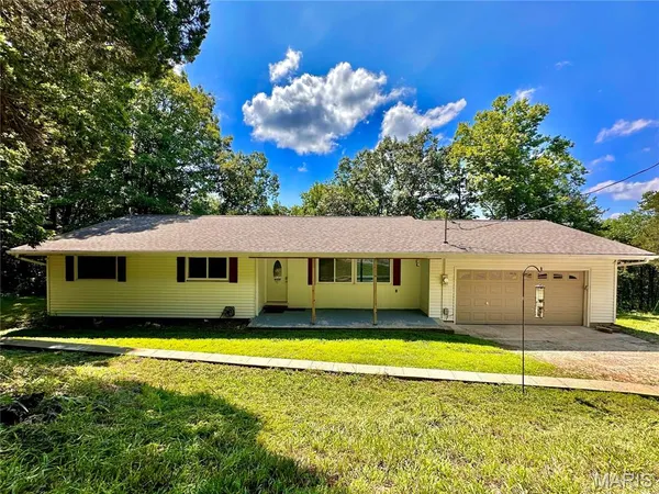 $290,000 | 2025 McNamee Road, Pacific, MO 63069