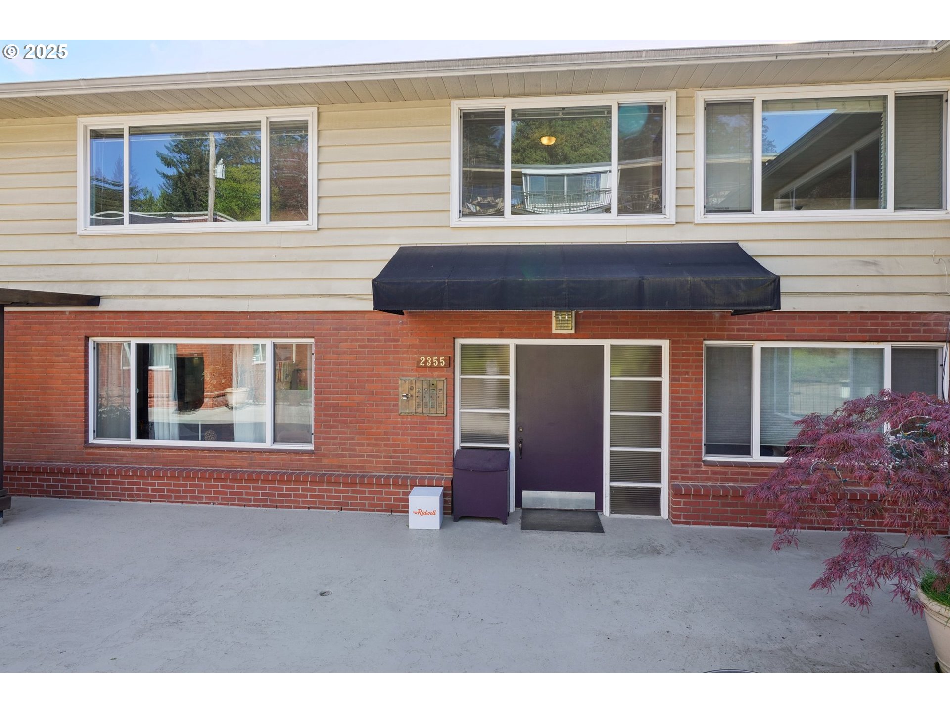 2355 Southwest Cedar Street, Unit 11 Portland, OR 97205 - Photo 30 of 32 Gallery Image 30