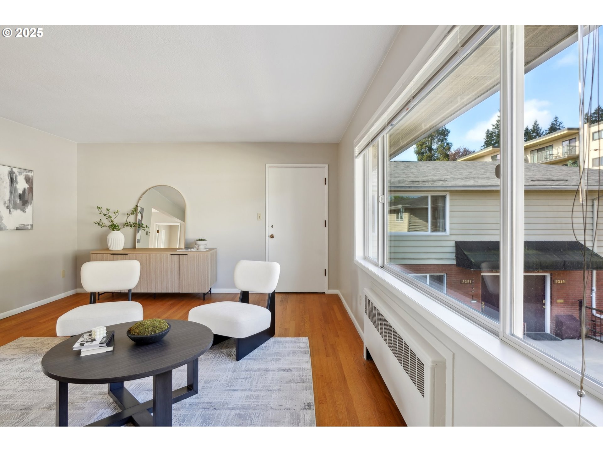 2355 Southwest Cedar Street, Unit 11 Portland, OR 97205 - Photo 8 of 32 Gallery Image 8