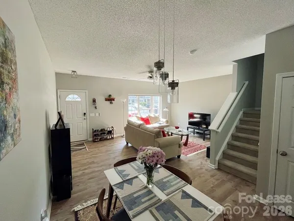 $1,950 | 8049 Stoneham Court, Matthews, NC 28105