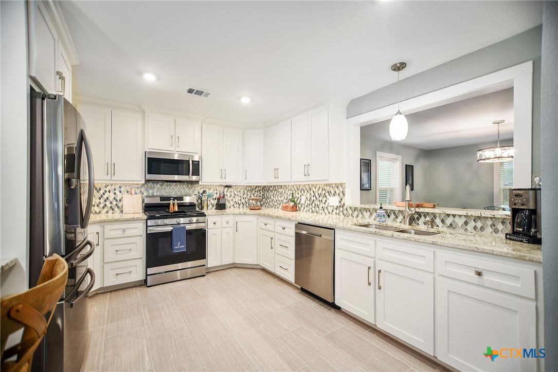 8 Las Brisas Place Port Lavaca, TX 77979 - Photo 14 of 48